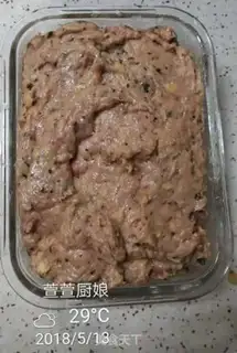 Make Mushroomballs step 4