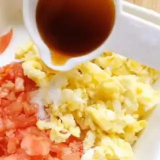 Make Tomato egg varnish step 4