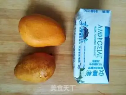 Make Mango milkshake step 0