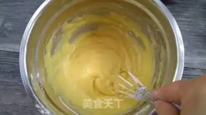 Make A guacamole cake step 6