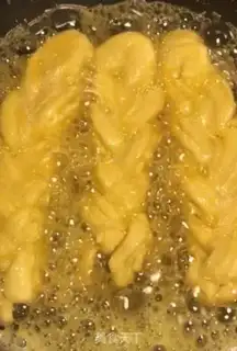 Make A thousand layers of plumes step 8