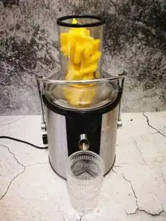 Make Fresh pineapple juice step 2