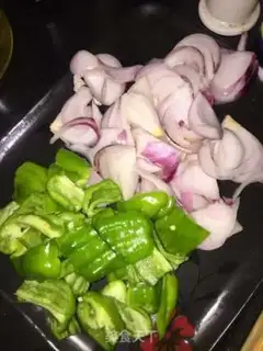 Make Onion sauce step 3