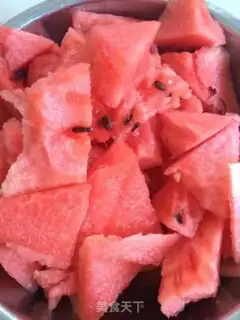 Make Fresh watermelon juice step 1