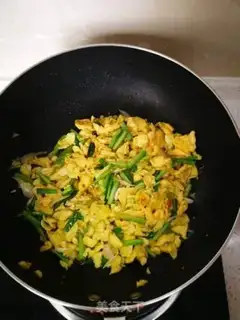 Make Scrambled eggs step 6