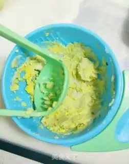 Make Appleball step 4