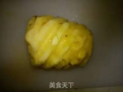 Make Pineapple juice step 1