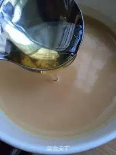 Make Rose honey milk tea step 8