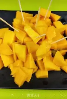 Make Mango milk ice step 0