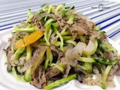Make Pyramids with pickles step 6