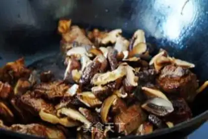 Make Cracker mushrooms step 4