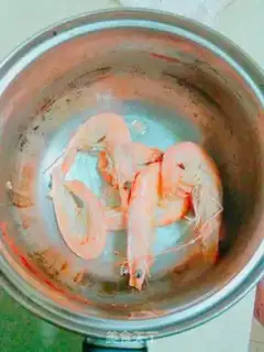 Make curry shrimp step 1