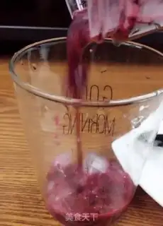 Make The ruby blueberry water step 3
