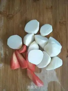 Make Big cabbage tacoball soup step 0
