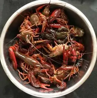 Make Spicy lobster step 0