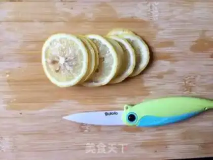 Make Lemon Juice Tea step 1