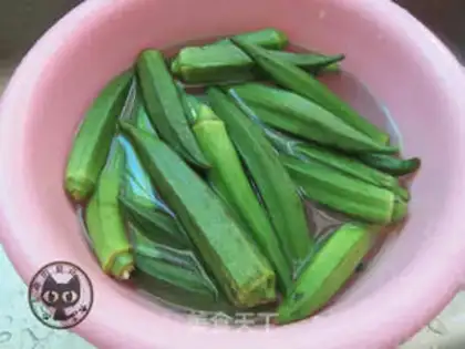 Make Garlic aces step 0