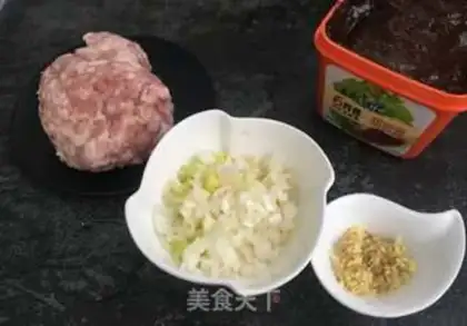 Make The simplest noodles step 0