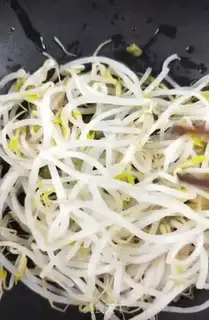 Make Oily noodles step 0