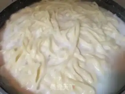Make The simplest noodles step 2
