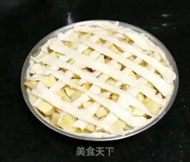 Make Pineapple banana pie step 3