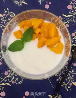 Make Mango yogurt step 2