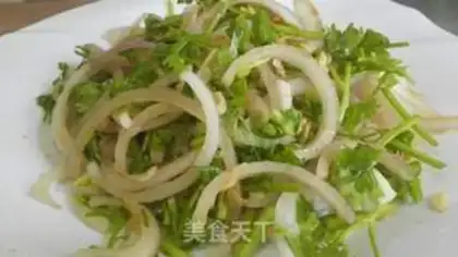 Make Onion with shrimp skin step 5