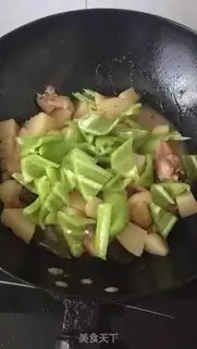 Make The yellow chicken step 8