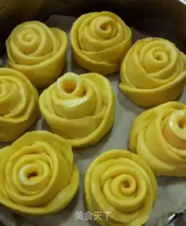 Make Milky roses step 6