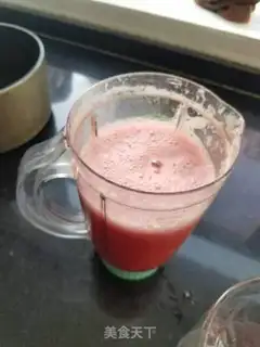 Make "Summer drink" iced watermelon juice step 3