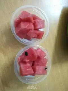 Make Summer drink. Watermelon yogurt cup step 2