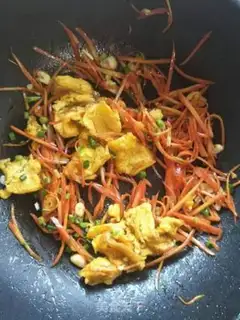 Make Egg carrots step 5