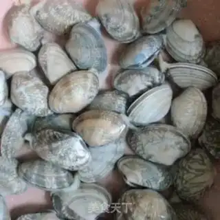 Make Scrambled clams step 0