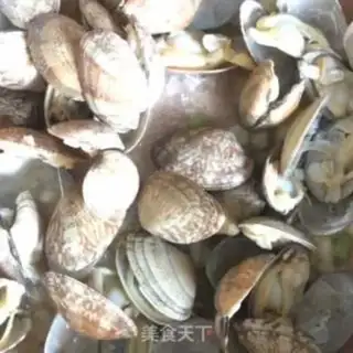 Make Scrambled clams step 3