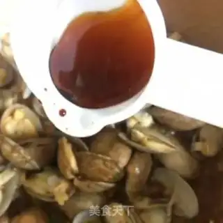 Make Scrambled clams step 6