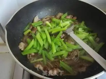 Make Celery powder step 14