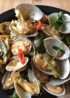 Make Scrambled clams step 10