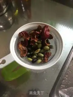 Make Soybeans, black bean dates, soy sauce step 0