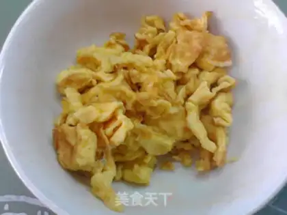 Make Sodium shrimp eggs and red rice step 5