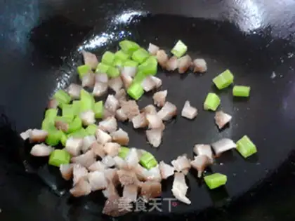 Make Sodium shrimp eggs and red rice step 6