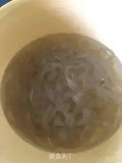Make Soybean sprouts step 0