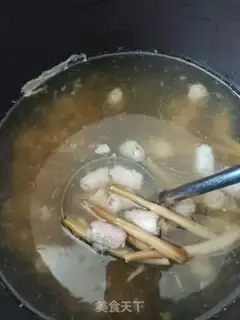 Make Yellow florist, sausage soup step 5