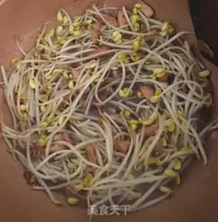 Make Soybean sprouts step 5