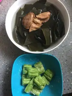 Make Bitter melon rib soup step 2