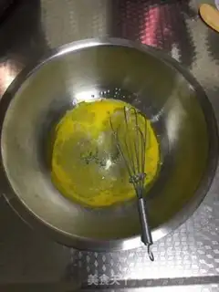Make Peanut souffle step 1
