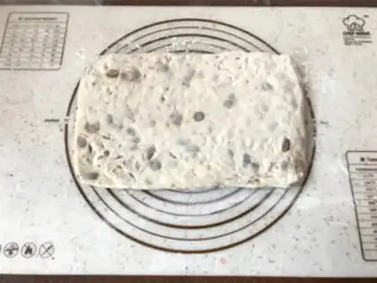 Make raisin nut breadstick step 10