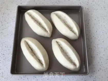 Make Pumping sugar bread step 11