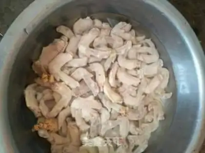Make Spicy duck wings step 1