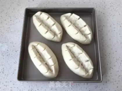 Make Pumping sugar bread step 12