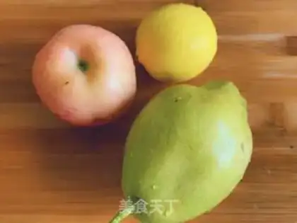 Make Pear milk juice step 0